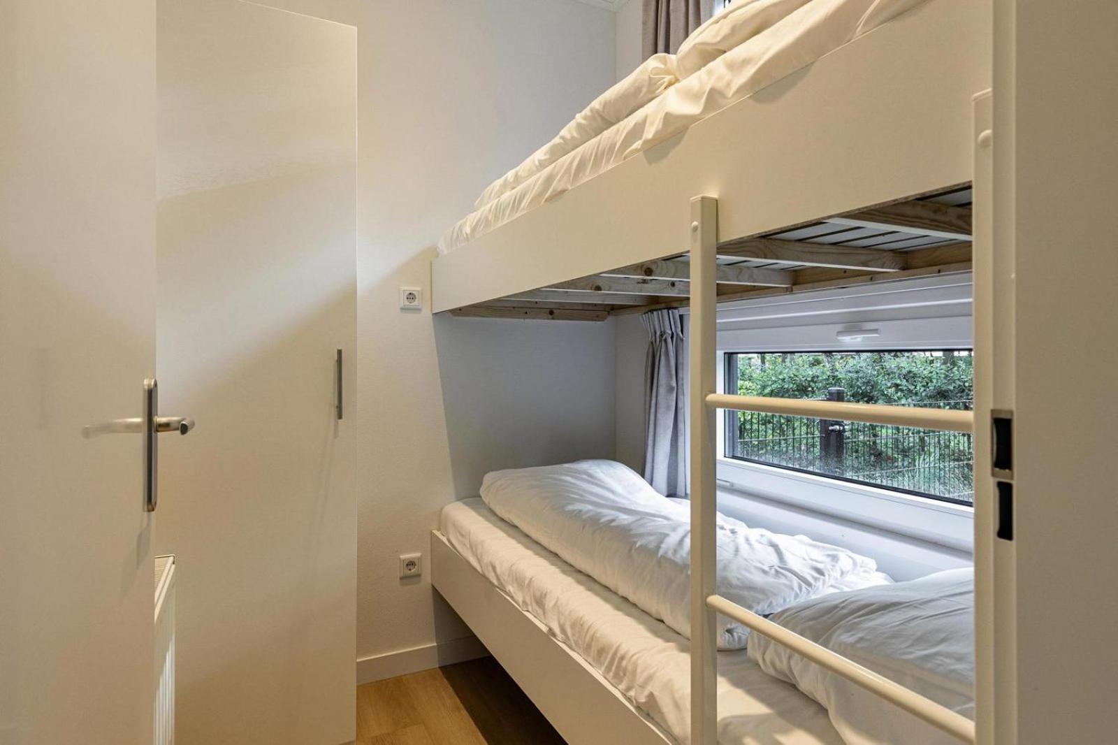 Topparken - Resort De Brabantse Kempen Lage Mierde Номер фото