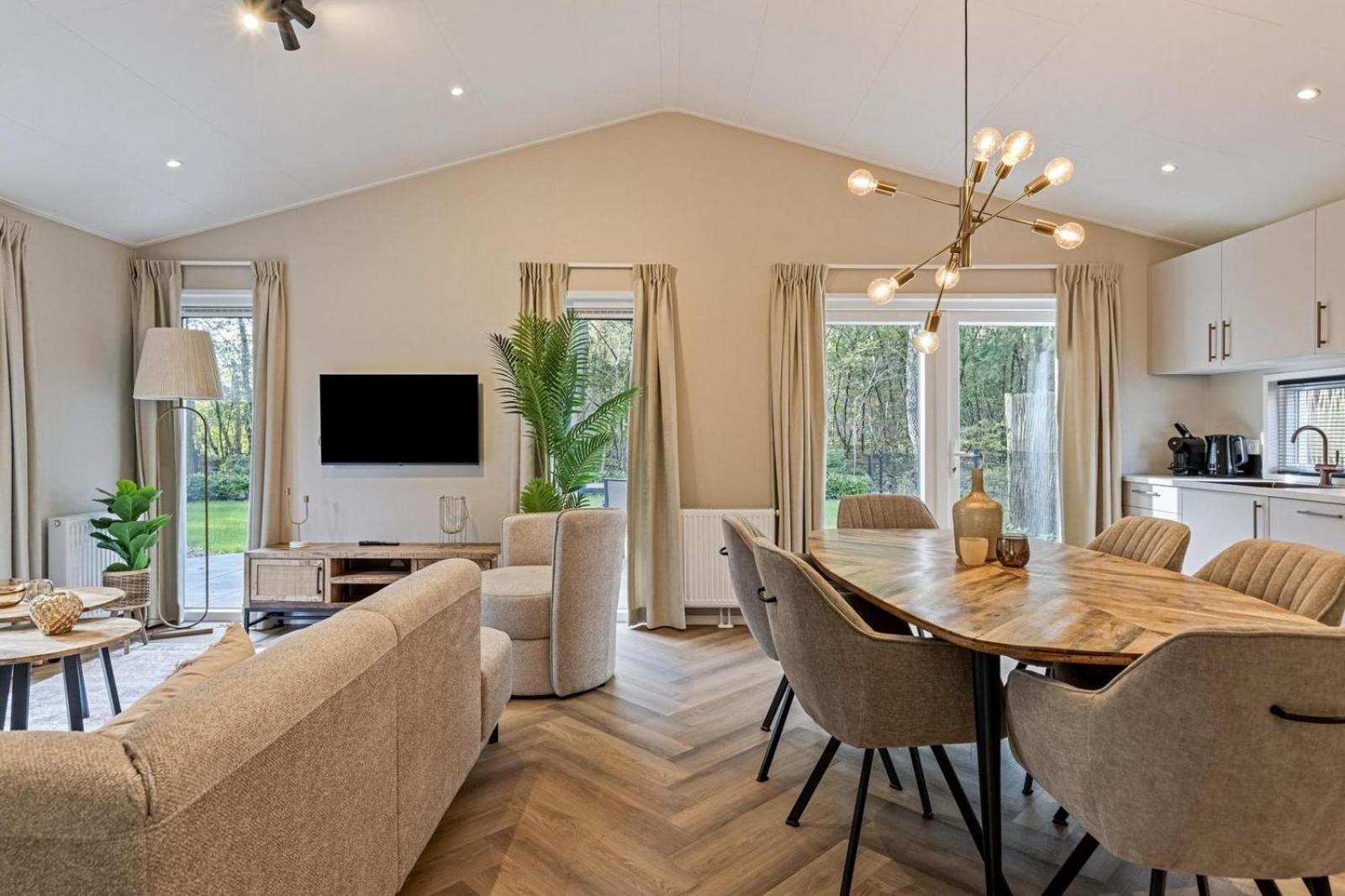Topparken - Resort De Brabantse Kempen Lage Mierde Номер фото